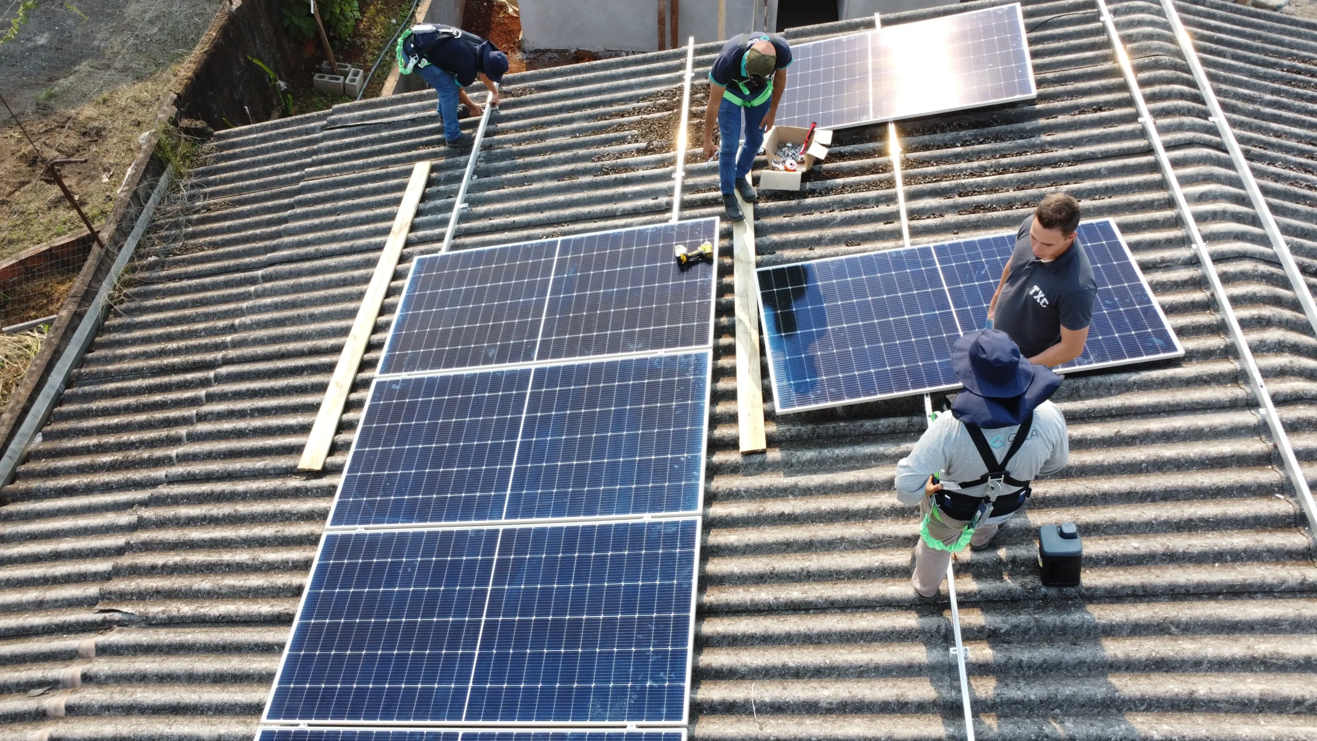 Residência com sistema fotovoltaico da Giza